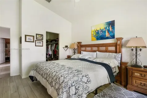 453 NW Lismore Lane Port St. Lucie FL 34986