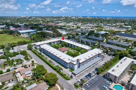 1040 SE 4th Avenue Deerfield Beach FL 33441