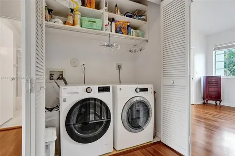 2915 Port Royale Lane Fort Lauderdale FL 33308