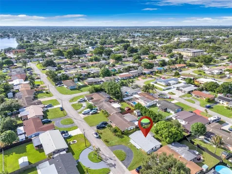 7861 NW 14th Street Pembroke Pines FL 33024