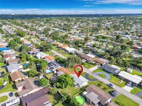 7861 NW 14th Street Pembroke Pines FL 33024