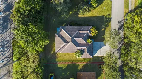 2420 Fairways Drive Homestead FL 33035