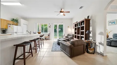 2420 Fairways Drive Homestead FL 33035