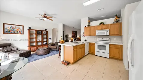 2420 Fairways Drive Homestead FL 33035