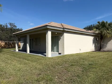 2420 Fairways Drive Homestead FL 33035