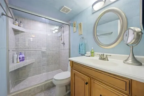 20401 NE 30th Avenue Aventura FL 33180