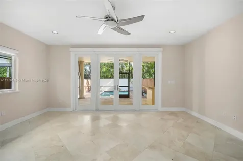 3035 Allamanda Street Miami FL 33133