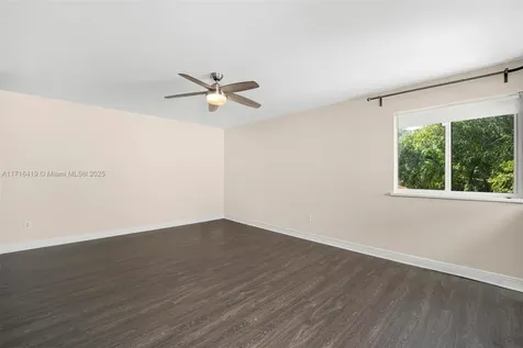 3035 Allamanda Street Miami FL 33133