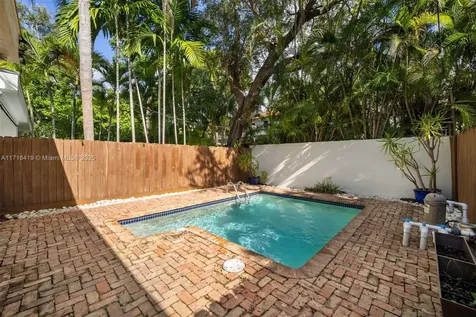 3035 Allamanda Street Miami FL 33133