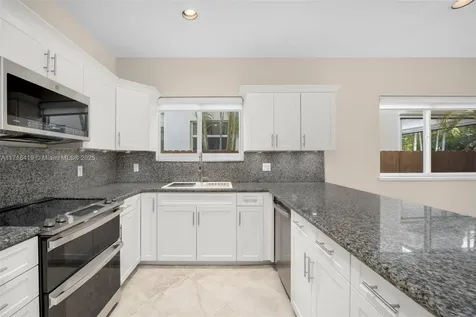 3035 Allamanda Street Miami FL 33133
