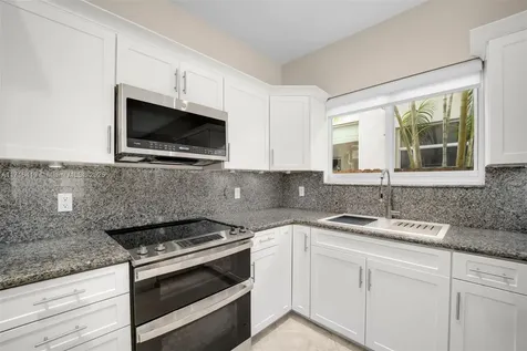 3035 Allamanda Street Miami FL 33133