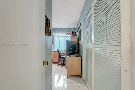 2061 NW 37th Avenue Coconut Creek FL 33066
