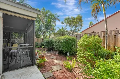 2061 NW 37th Avenue Coconut Creek FL 33066