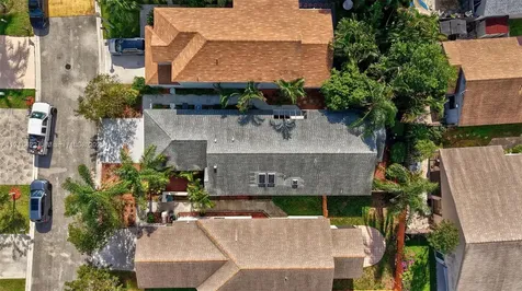 2061 NW 37th Avenue Coconut Creek FL 33066