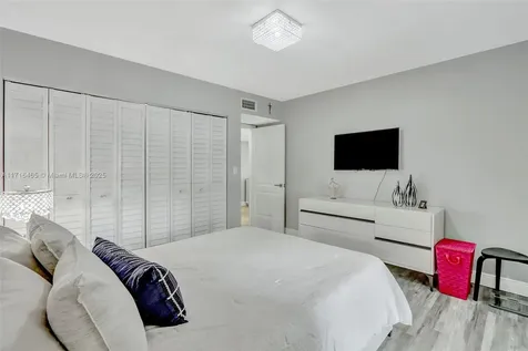 14946 SW 59th Street Miami FL 33193