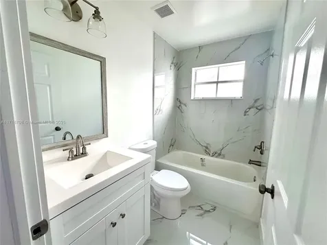 10161 NW 5th Street Pembroke Pines FL 33026