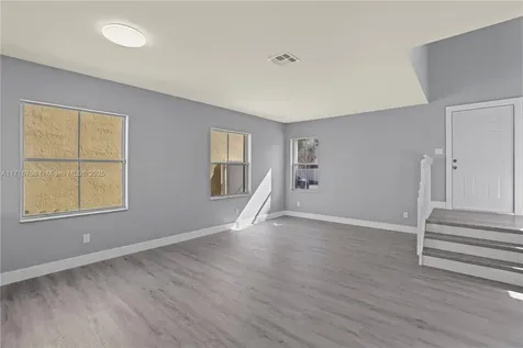 10161 NW 5th Street Pembroke Pines FL 33026