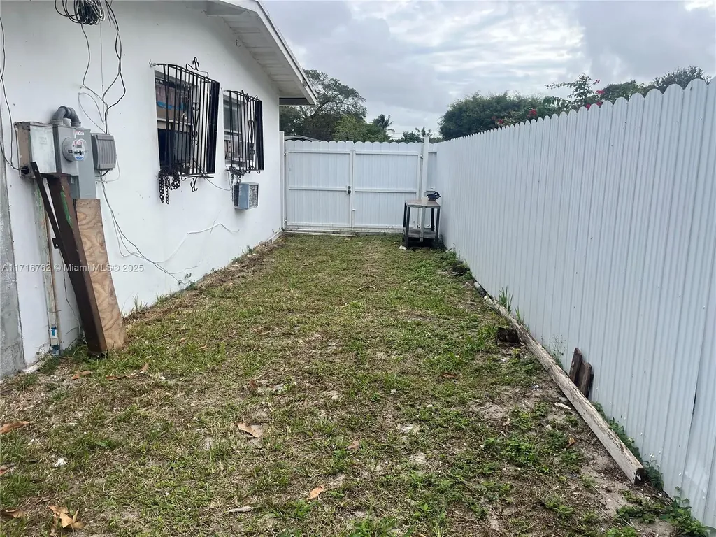 2900 Davie Boulevard Fort Lauderdale FL 33312