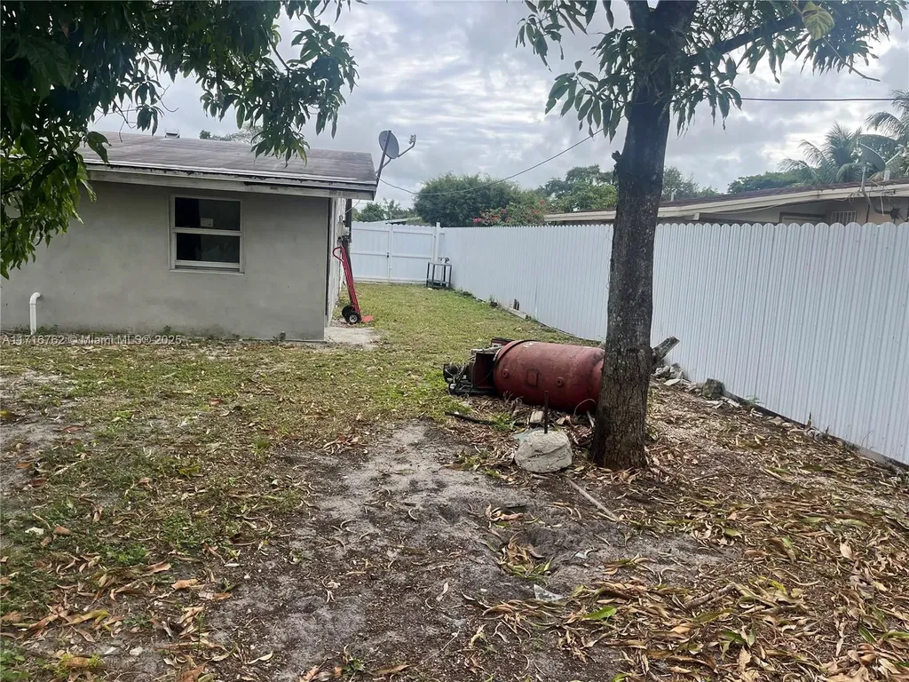 2900 Davie Boulevard Fort Lauderdale FL 33312