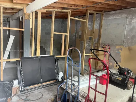 2900 Davie Boulevard Fort Lauderdale FL 33312