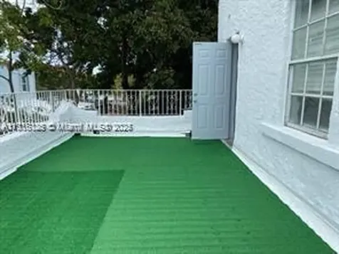 2633 SW 34th Avenue Miami FL 33133