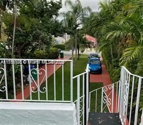 2633 SW 34th Avenue Miami FL 33133