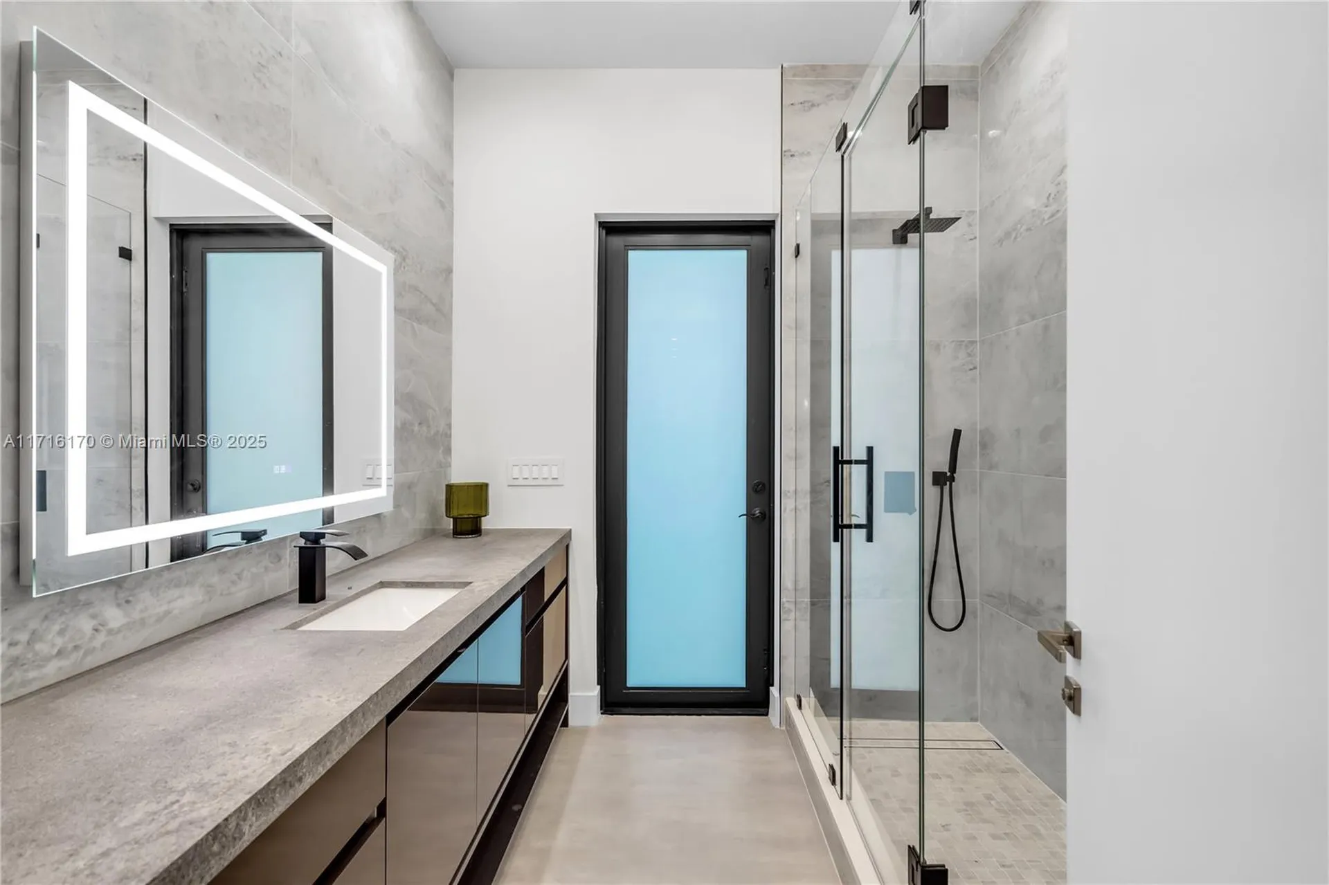 537 NE 14th Avenue Fort Lauderdale FL 33301