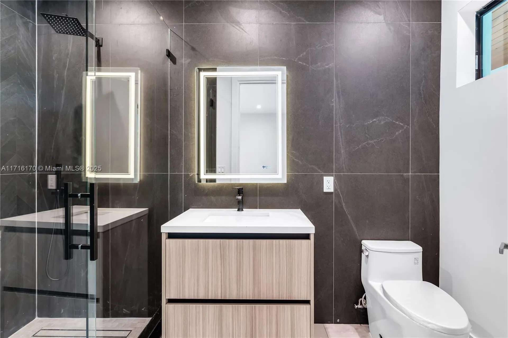 537 NE 14th Avenue Fort Lauderdale FL 33301