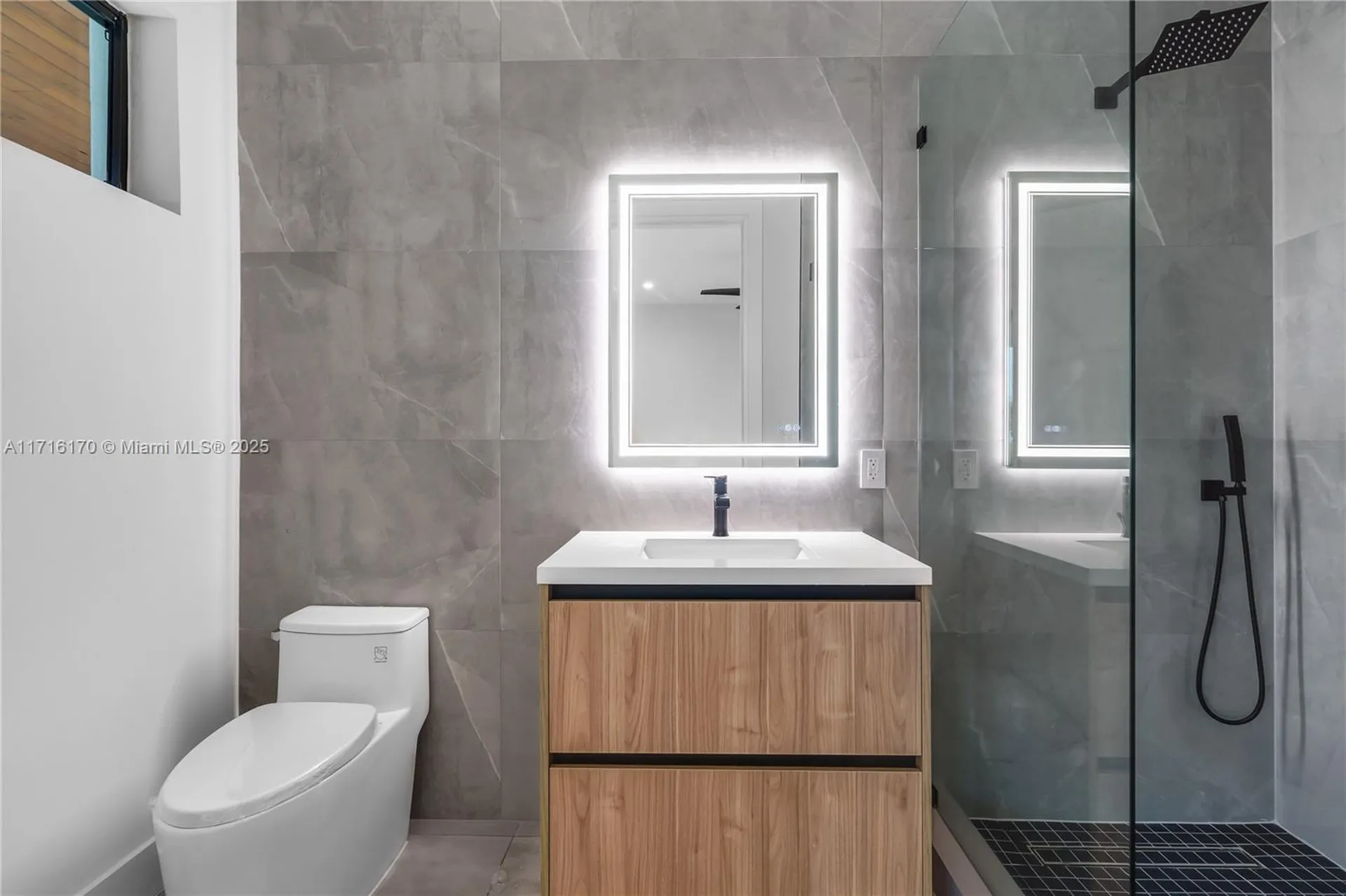 537 NE 14th Avenue Fort Lauderdale FL 33301