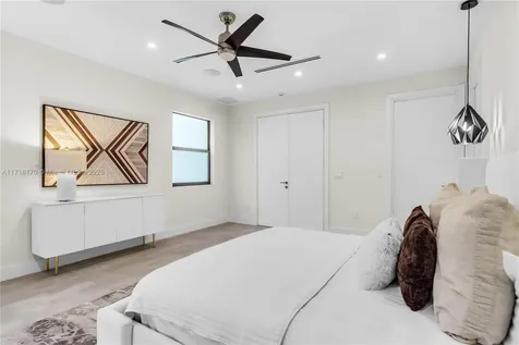 537 NE 14th Avenue Fort Lauderdale FL 33301