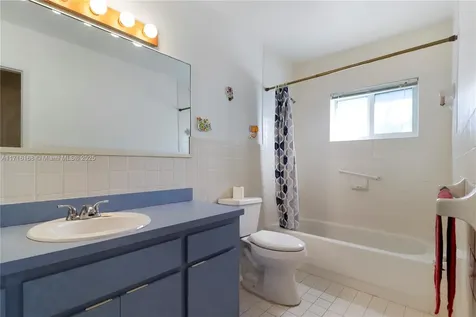11023 SW 124th Road Miami FL 33176