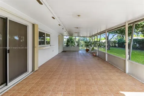 11023 SW 124th Road Miami FL 33176