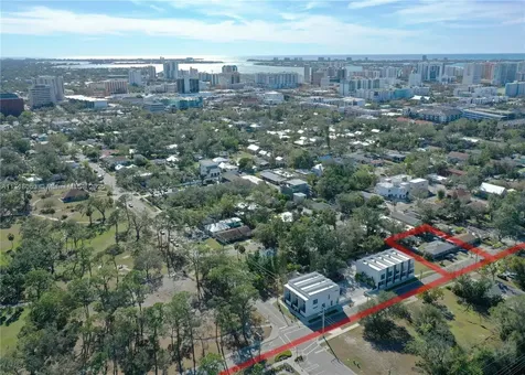 1744 10th Street Sarasota FL 34236