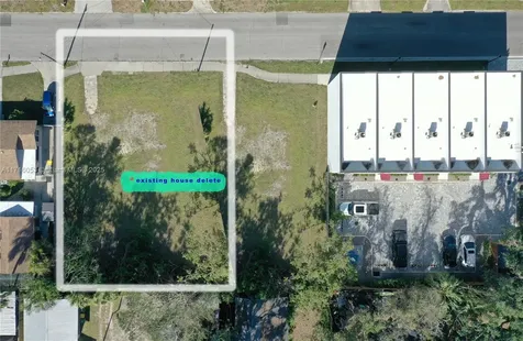 1744 10th Street Sarasota FL 34236