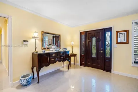 7825 SW 53rd Court Miami FL 33143