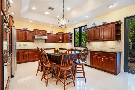 7825 SW 53rd Court Miami FL 33143
