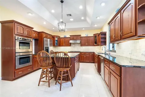 7825 SW 53rd Court Miami FL 33143