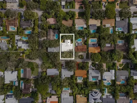 7825 SW 53rd Court Miami FL 33143