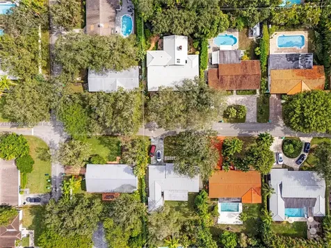 7825 SW 53rd Court Miami FL 33143