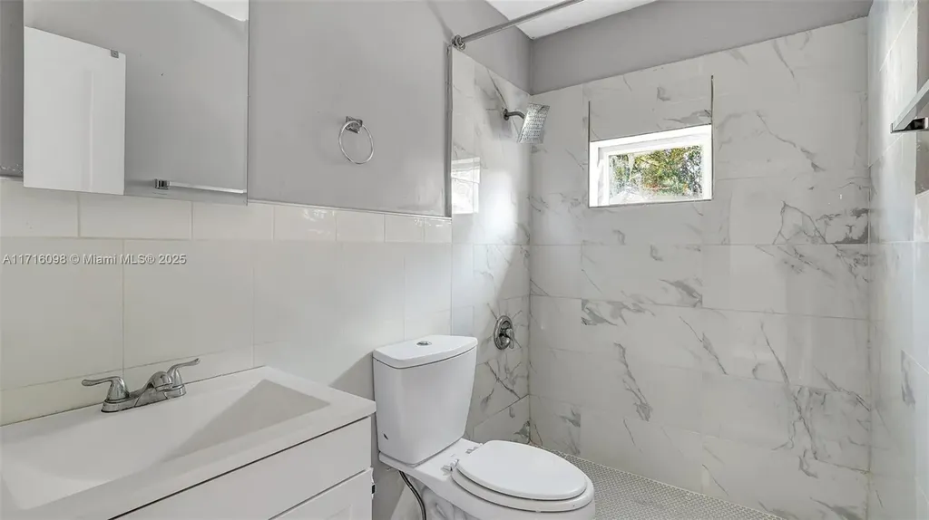 1240 SW 32nd Avenue Fort Lauderdale FL 33312