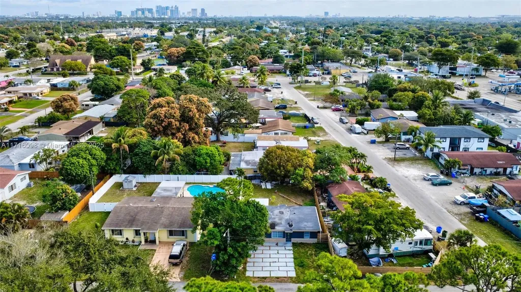 1240 SW 32nd Avenue Fort Lauderdale FL 33312