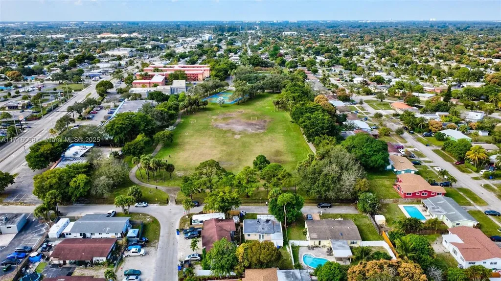 1240 SW 32nd Avenue Fort Lauderdale FL 33312