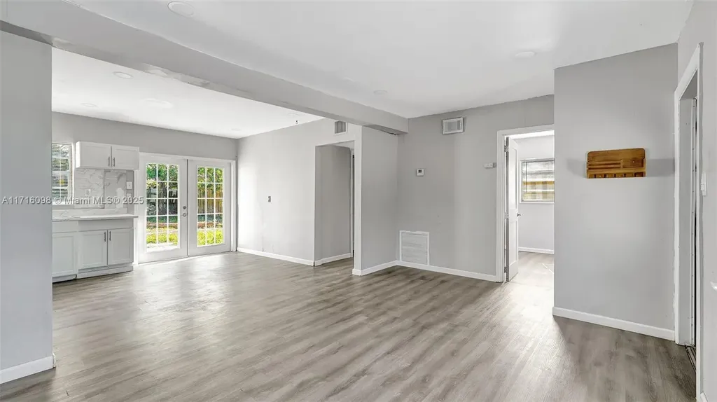 1240 SW 32nd Avenue Fort Lauderdale FL 33312