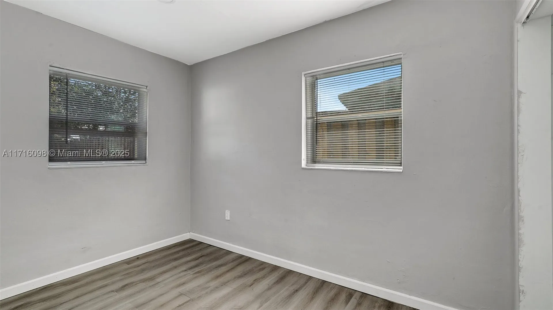 1240 SW 32nd Avenue Fort Lauderdale FL 33312