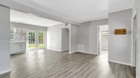 1240 SW 32nd Avenue Fort Lauderdale FL 33312