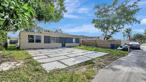 1240 SW 32nd Avenue Fort Lauderdale FL 33312