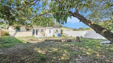 1240 SW 32nd Avenue Fort Lauderdale FL 33312