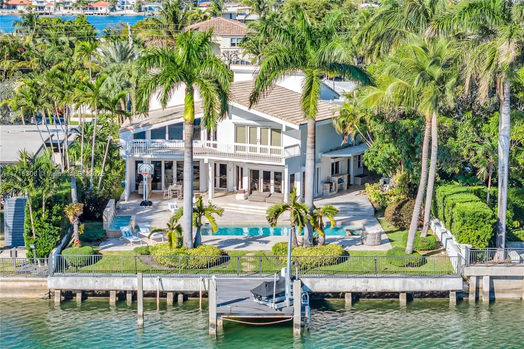 1480 Daytonia Road Miami Beach FL 33141