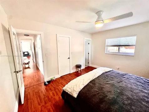 6901 NW 12th Street Plantation FL 33313