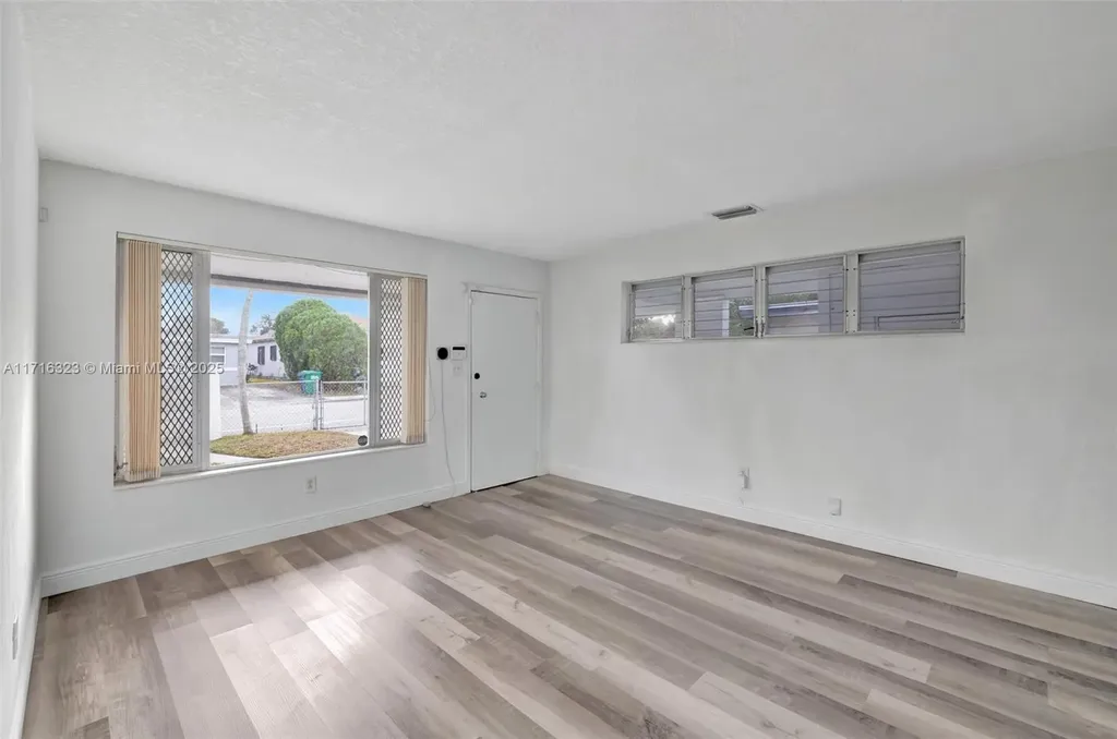 2981 NW 7th Court Fort Lauderdale FL 33311